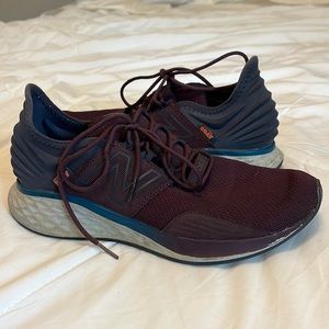 Women’s New Balance Fresh Foam Roav Tennis Shoes